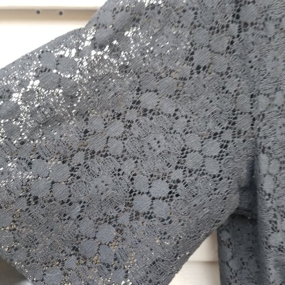 Black Lace Robe - Picture 6 of 9